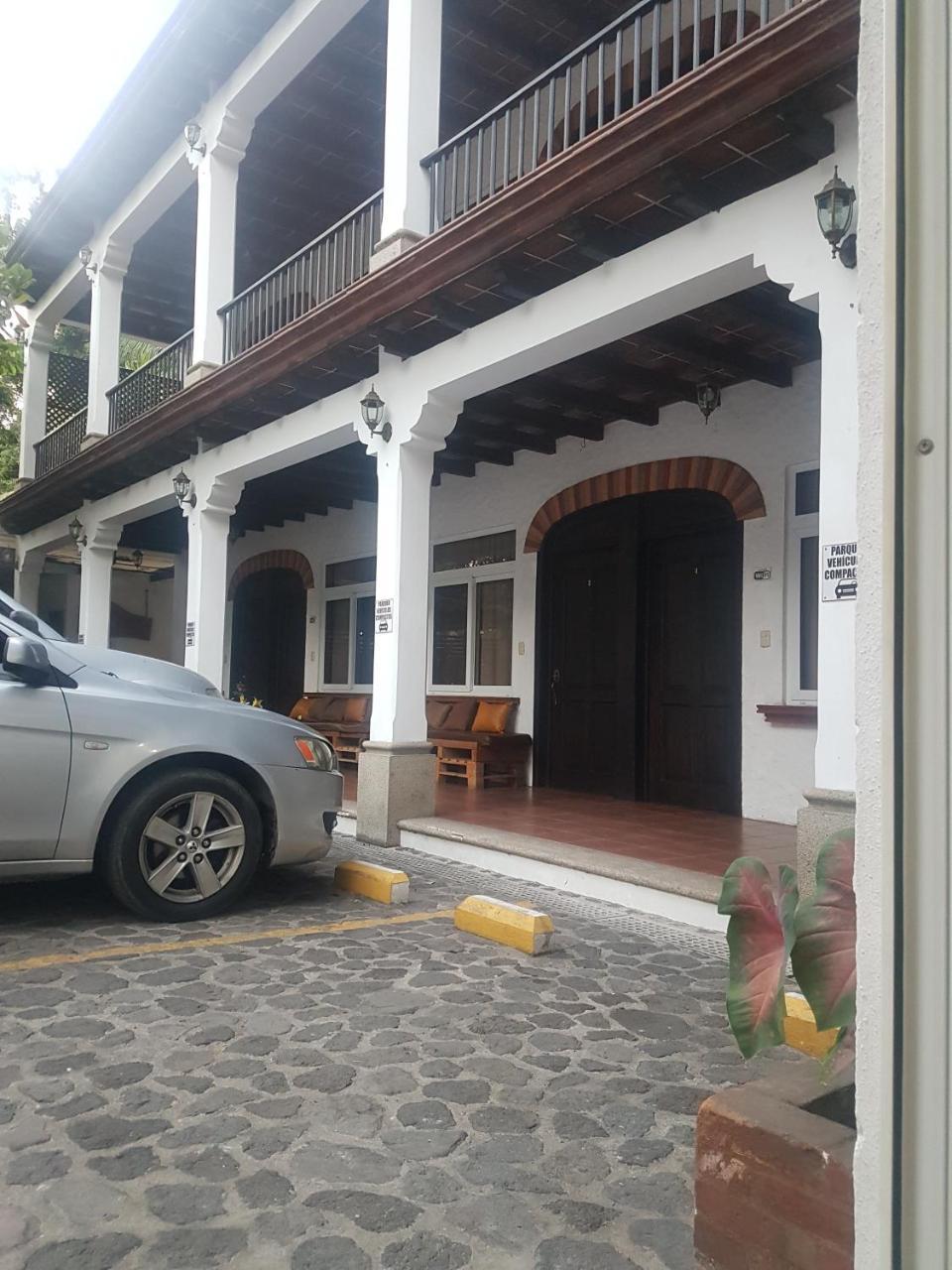 Casa Bourbon Hotel Retalhuleu Exterior foto