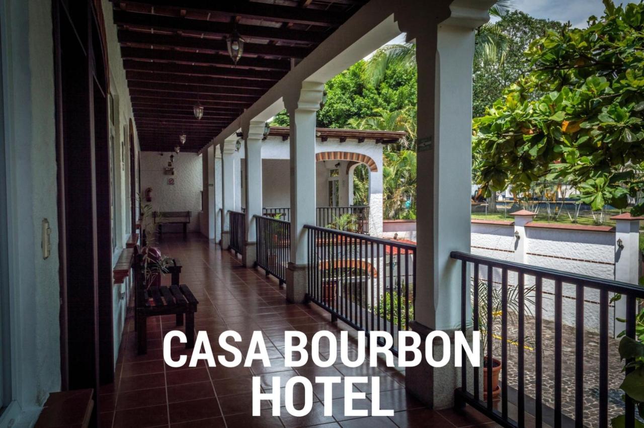 Casa Bourbon Hotel Retalhuleu Exterior foto